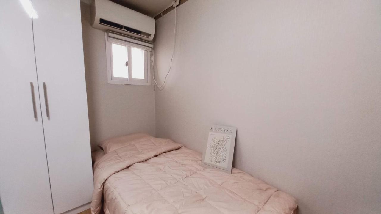 Haechi Stay Guesthouse - For Foreigners Only Сеул Экстерьер фото