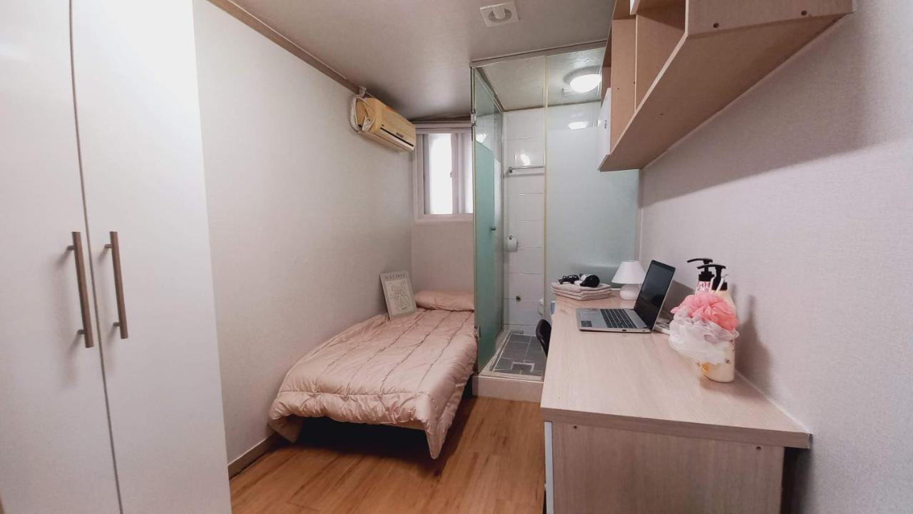 Haechi Stay Guesthouse - For Foreigners Only Сеул Экстерьер фото