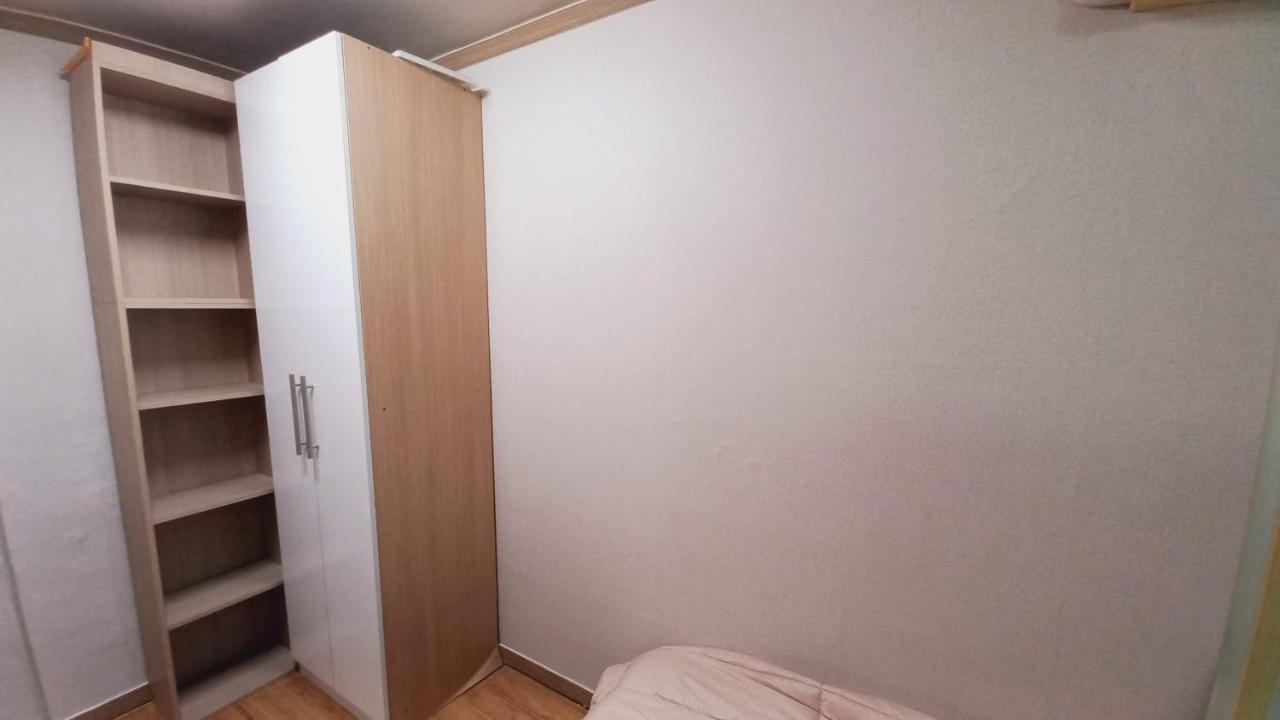 Haechi Stay Guesthouse - For Foreigners Only Сеул Экстерьер фото